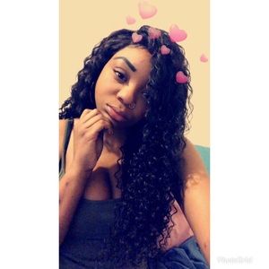 Meet your Posher, Clarissa